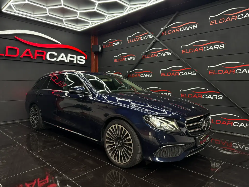 413 Mercedes-Benz E220d