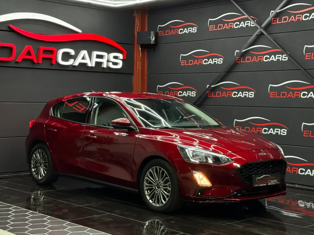 421 Ford Focus 1.0 benzine