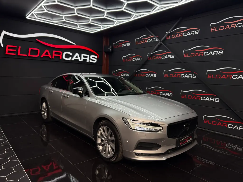 277 Volvo S90 