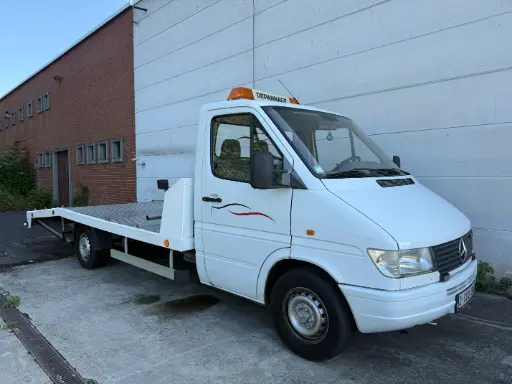 215 Mercedes Sprinter 2.9d Takkelwagen 