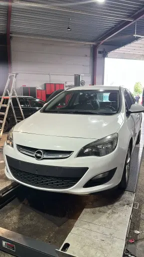 547 Opel Astra 1.6 b