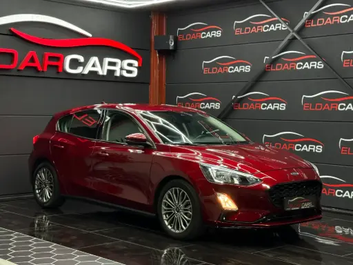 421 Ford Focus 1.0 benzine